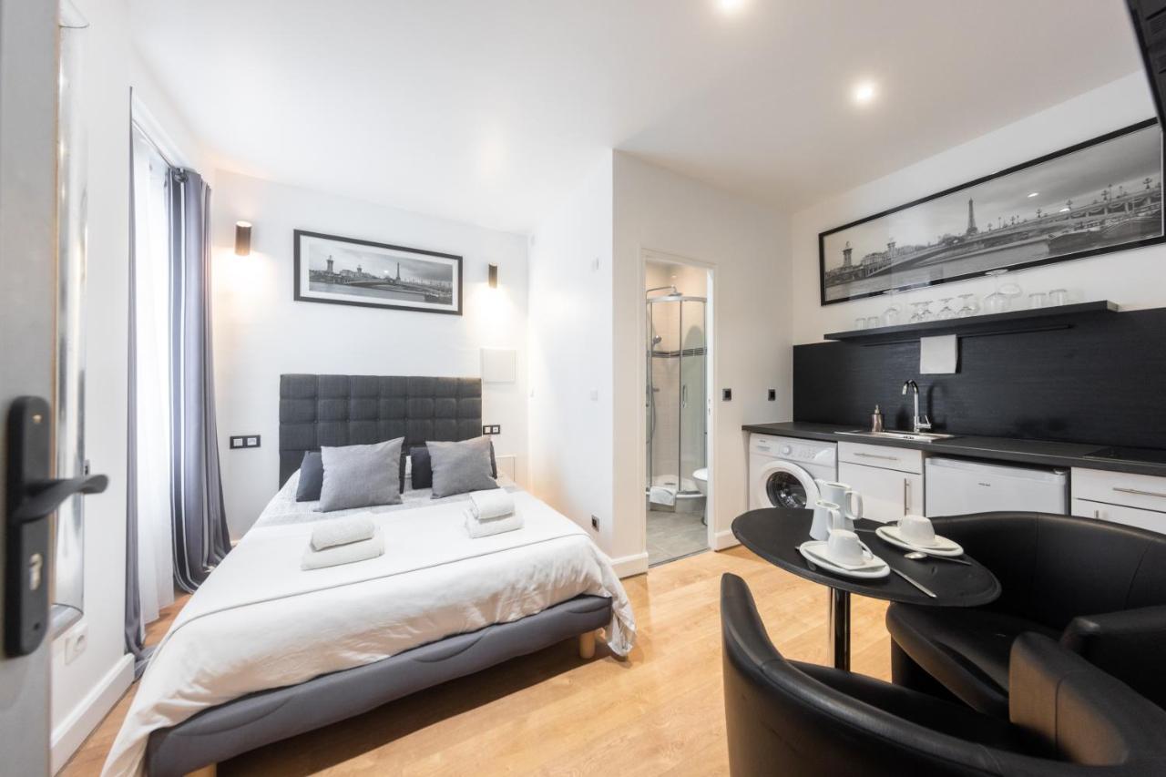 Near Eiffel Tower...Cute Little Studio Παρίσι Εξωτερικό φωτογραφία